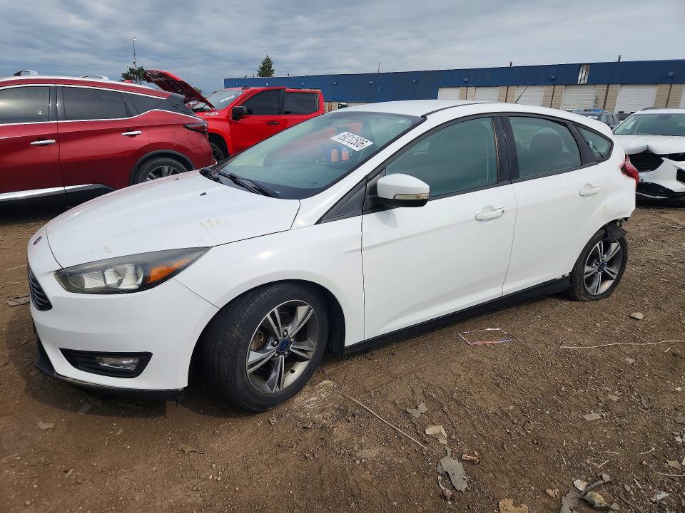 FORD FOCUS 2016 с VIN 1FADP3KE8GL403732 - Снимка от търг
