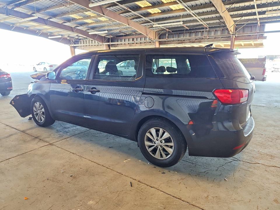 Foto 2 de la subasta – 2017 KIA SEDONA con VIN KNDMB5C18H6221707