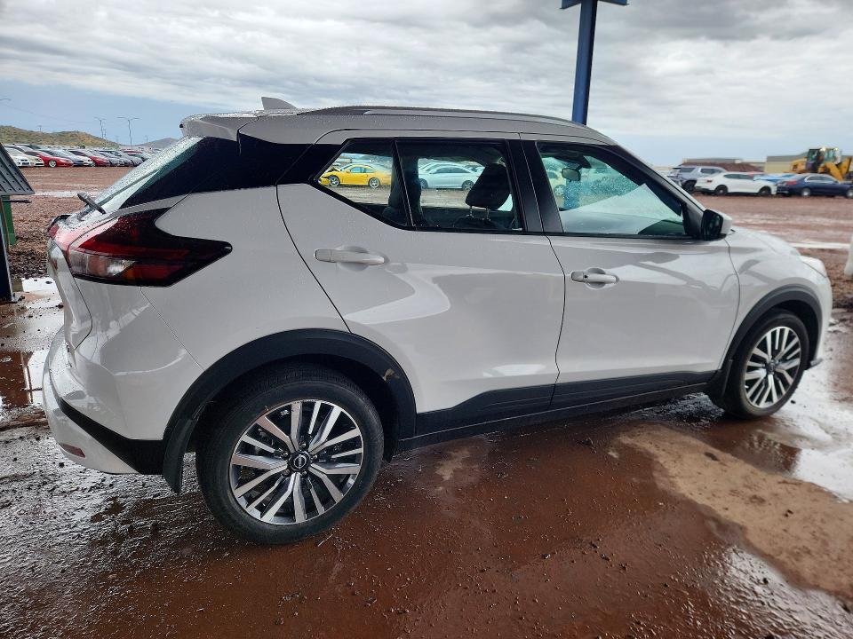 Снимка 3 от търг – 2024 NISSAN KICKS с VIN 3N1CP5CV0RL575053