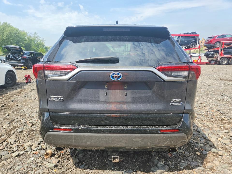 Photo 6 from auction – 2020 TOYOTA RAV4 with VIN JTMEWRFV8LD548787