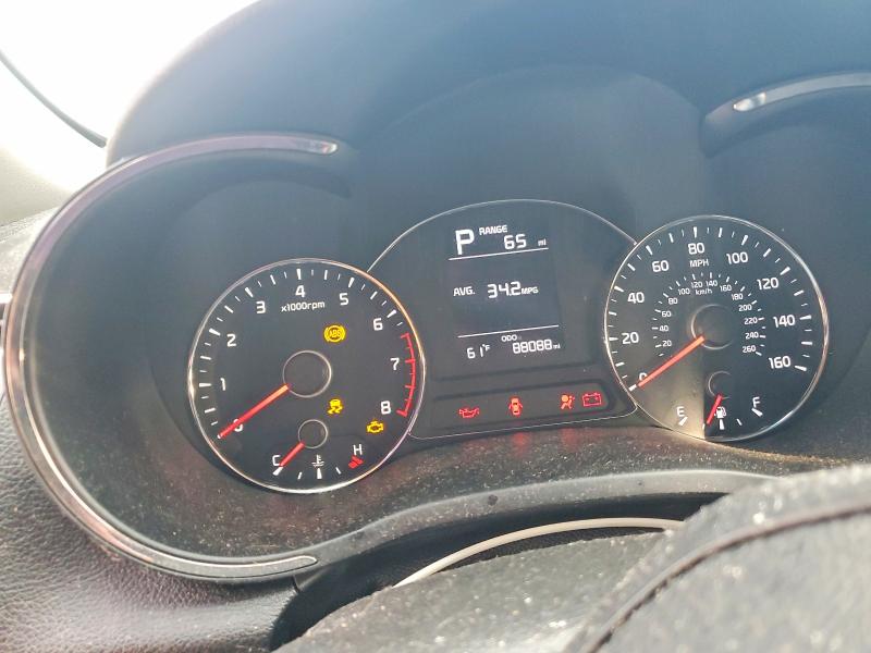 Zdjęcie 9 z aukcji – 2018 KIA FORTE z VIN 3KPFK4A73JE175293