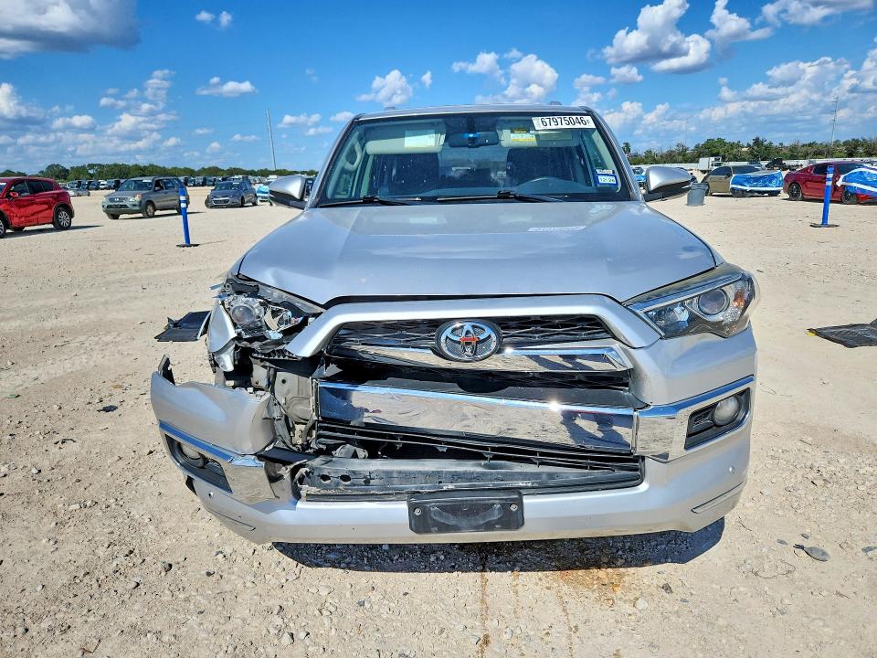 Photo 5 from auction – 2017 TOYOTA 4RUNNER with VIN JTEBU5JRXH5449865