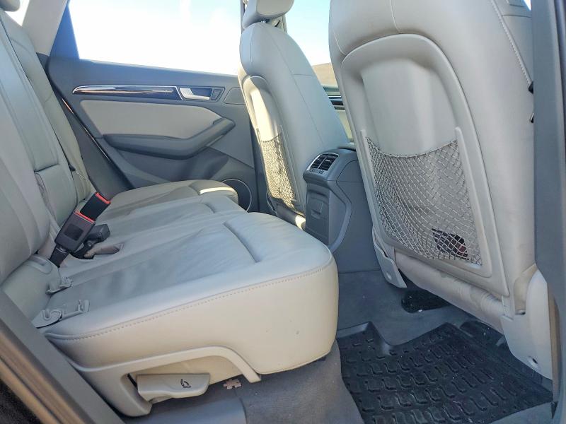 Foto 11 de la subasta – 2014 AUDI Q5 con VIN WA1LFAFP7EA044031