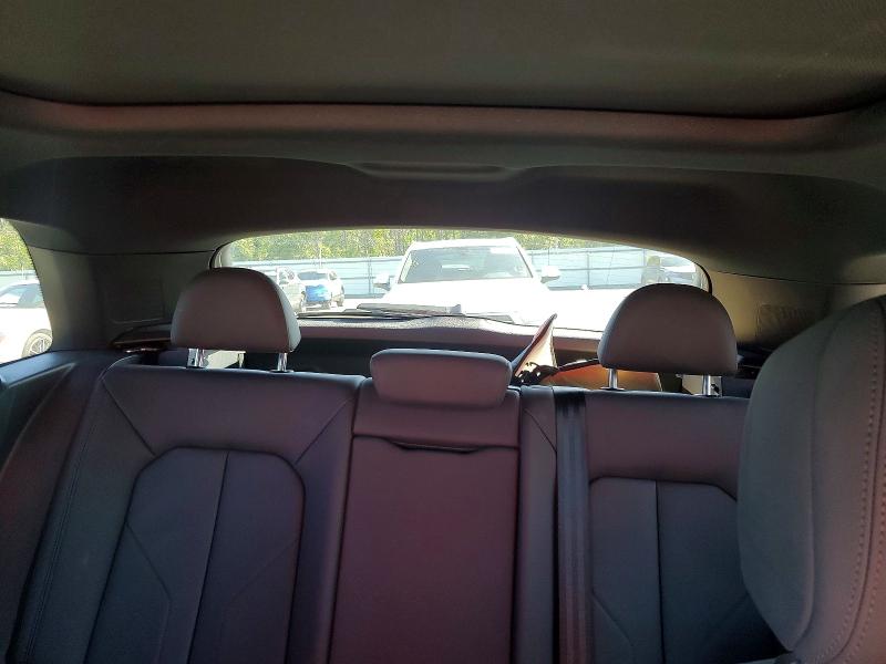 Photo 10 from auction – 2020 AUDI Q3 with VIN WA1AECF38L1085171