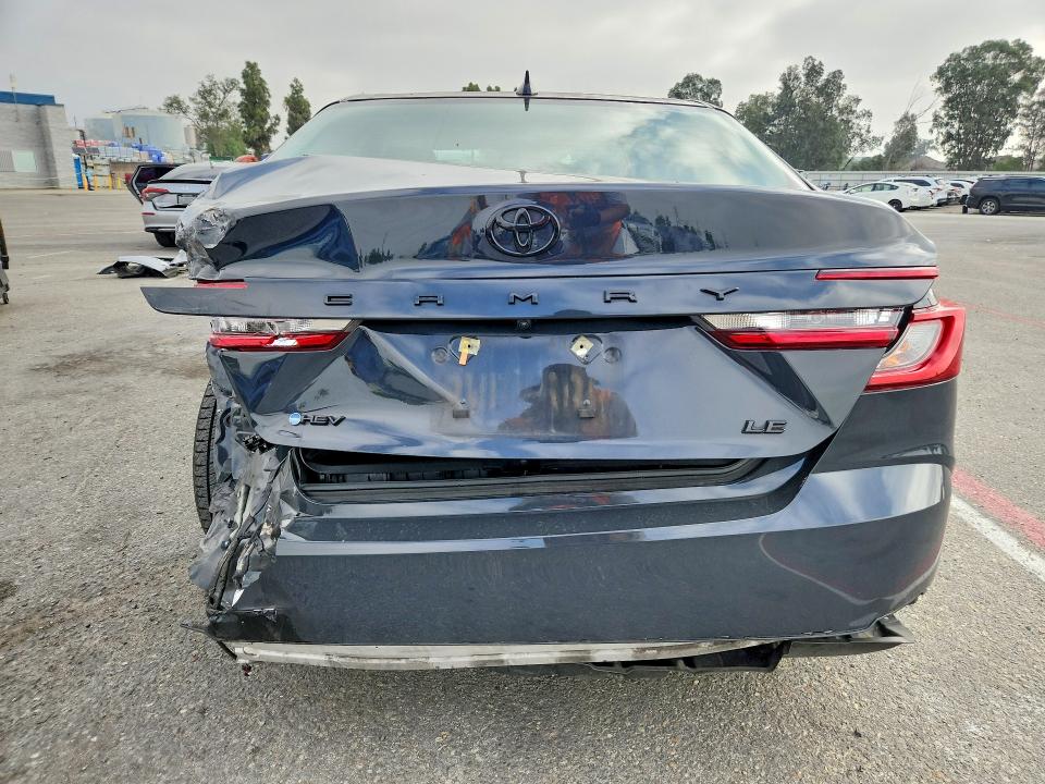 Фото 6 с аукциона – 2025 TOYOTA CAMRY с VIN 4T1DAACK2SU208356