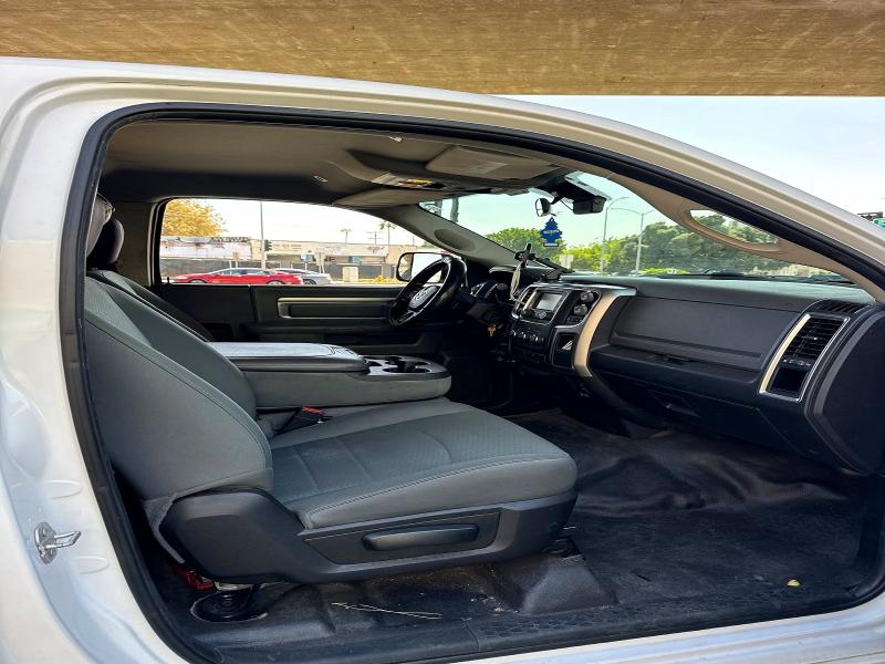 Zdjęcie 5 z aukcji – 2018 RAM 5500 z VIN 3C7WRMDL8JG280262