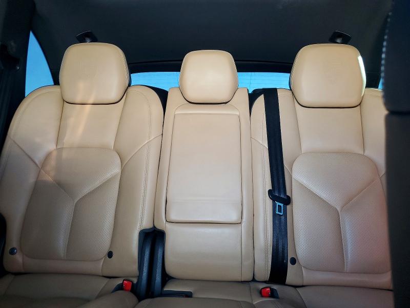 Photo 10 from auction – 2018 PORSCHE CAYENNE with VIN WP1AA2A22JKA02088