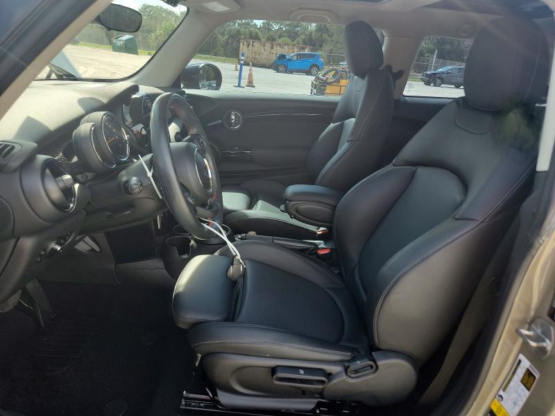 Photo 7 from auction – 2021 MINI COOPER with VIN WMWXR5C07M2M94989