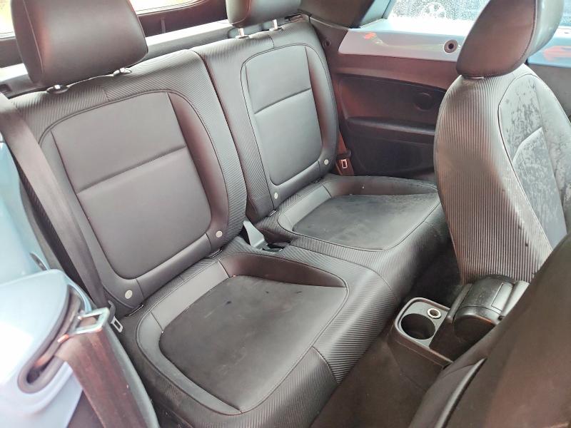 Снимка 10 от търг – 2015 VOLKSWAGEN BEETLE с VIN 3VW517AT5FM814362