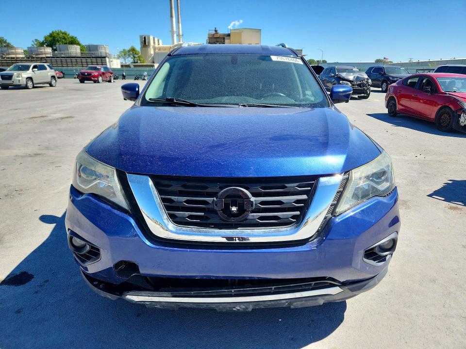 Photo 5 from auction – 2017 NISSAN PATHFINDER with VIN 5N1DR2MNXHC626590