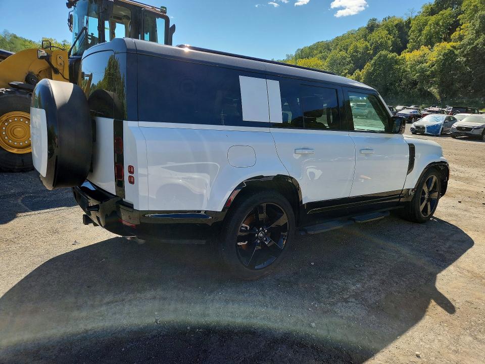 Снимка 3 от търг – 2025 LAND ROVER DEFENDER с VIN SALE2FEU5S2418438