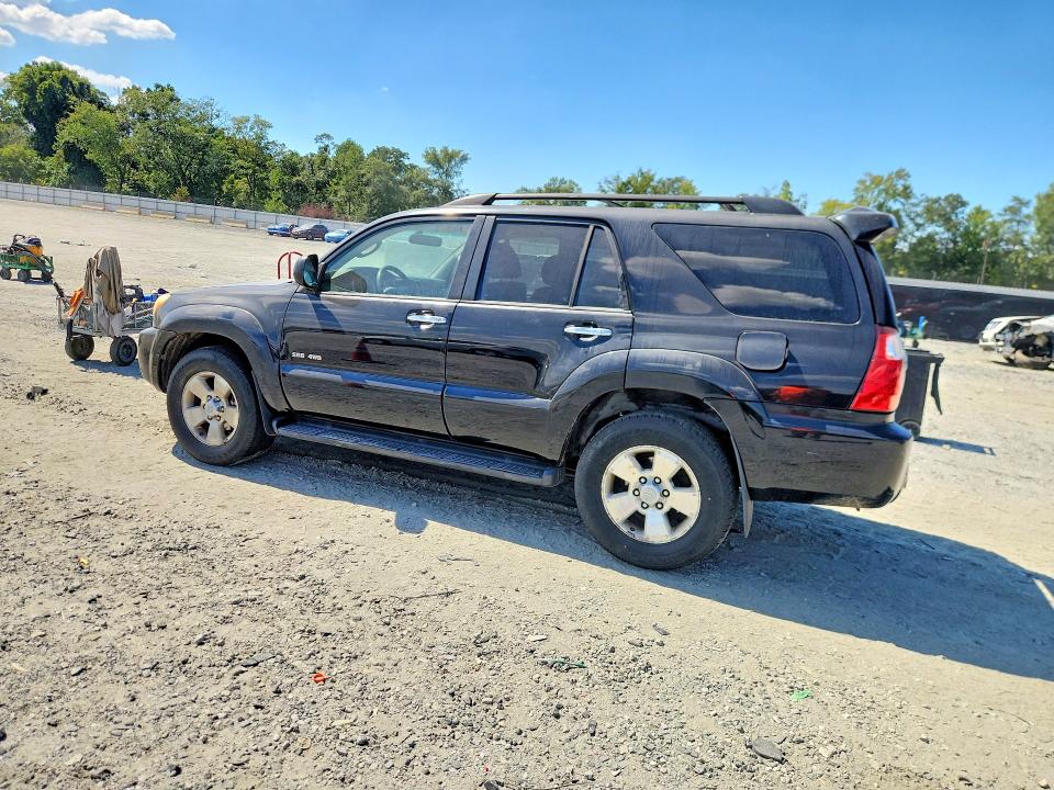 Photo 2 from auction – 2006 TOYOTA 4RUNNER with VIN JTEBU14R568069736