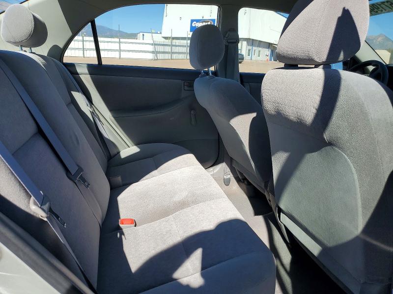 Снимка 10 от търг – 2004 TOYOTA COROLLA с VIN JTDBR32EX42032523