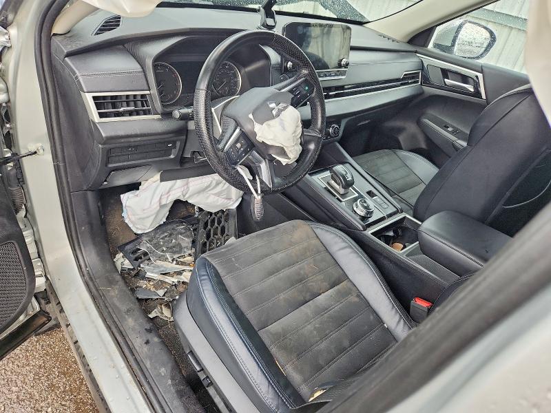 Снимка 8 от търг – 2023 MITSUBISHI OUTLANDER с VIN JA4J4UA83PZ046748