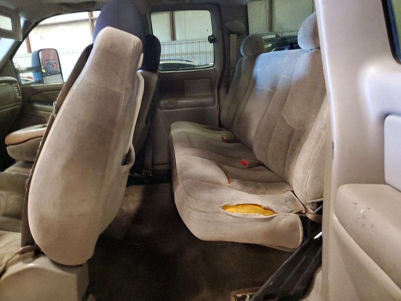 Снимка 10 от търг – 2004 CHEVROLET SILVERADO с VIN 1GCHC29U54E350423