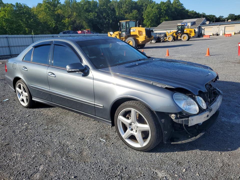 Photo 4 from auction – 2009 MERCEDES-BENZ E with VIN WDBUF87X49B402802