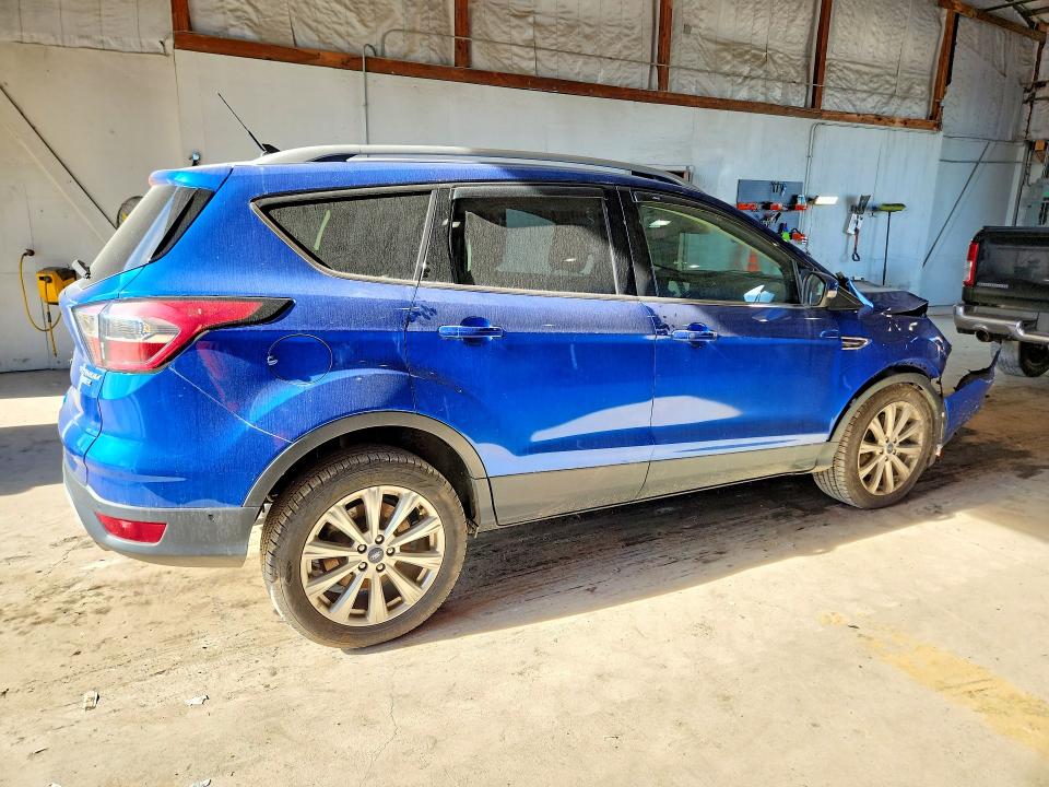 Foto 3 de la subasta – 2018 FORD ESCAPE con VIN 1FMCU9J99JUD02508