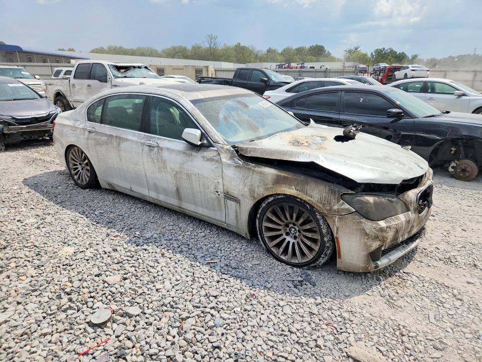 صورة رقم 4 من المزاد - 2012 BMW 750 مع VIN WBAKB8C58CC963690