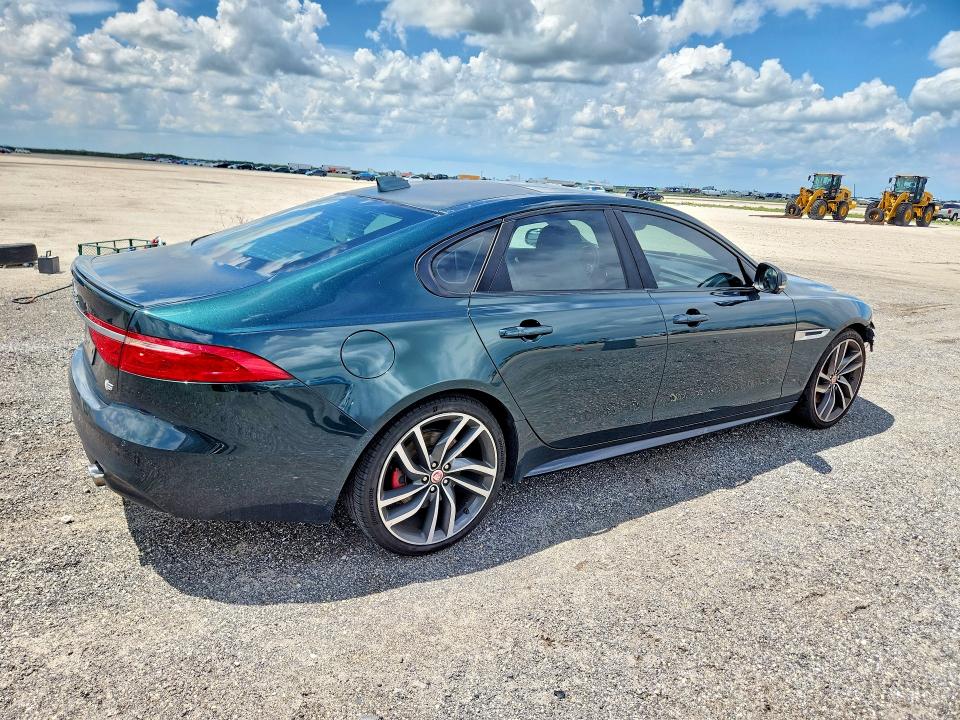 Foto 3 de la subasta – 2016 JAGUAR XF con VIN SAJBG4BV3GCY03643