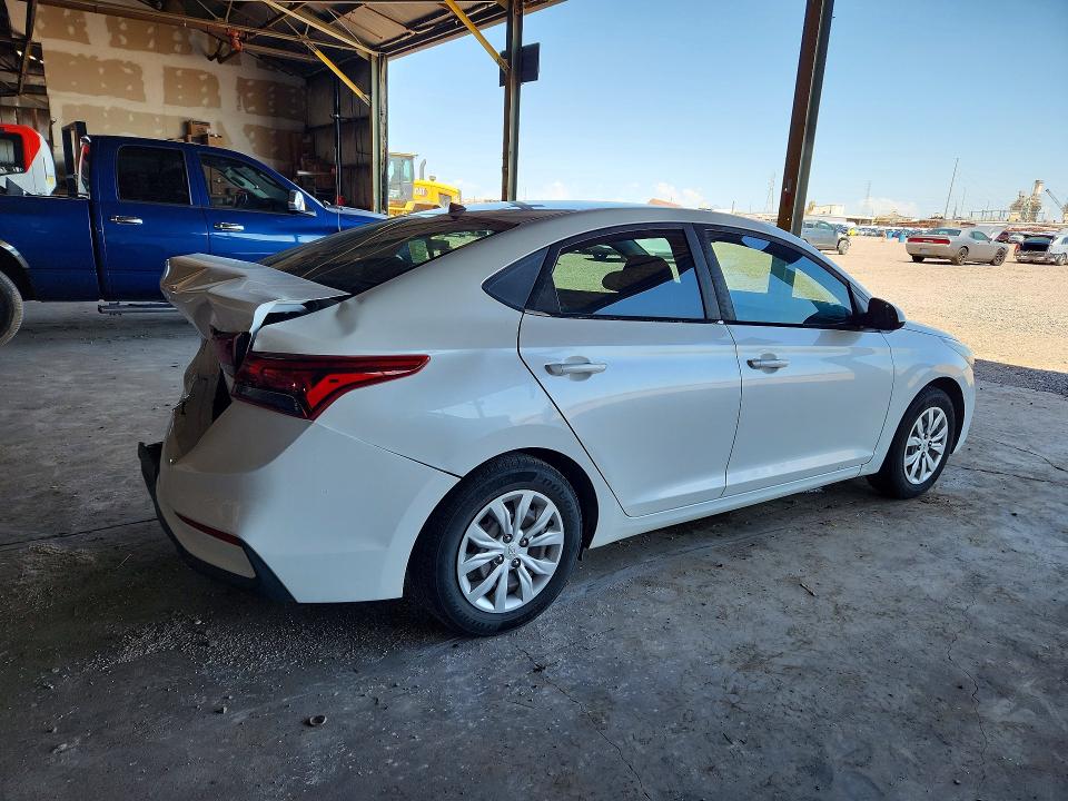 Photo 3 from auction – 2019 HYUNDAI ACCENT with VIN 3KPC24A34KE060641