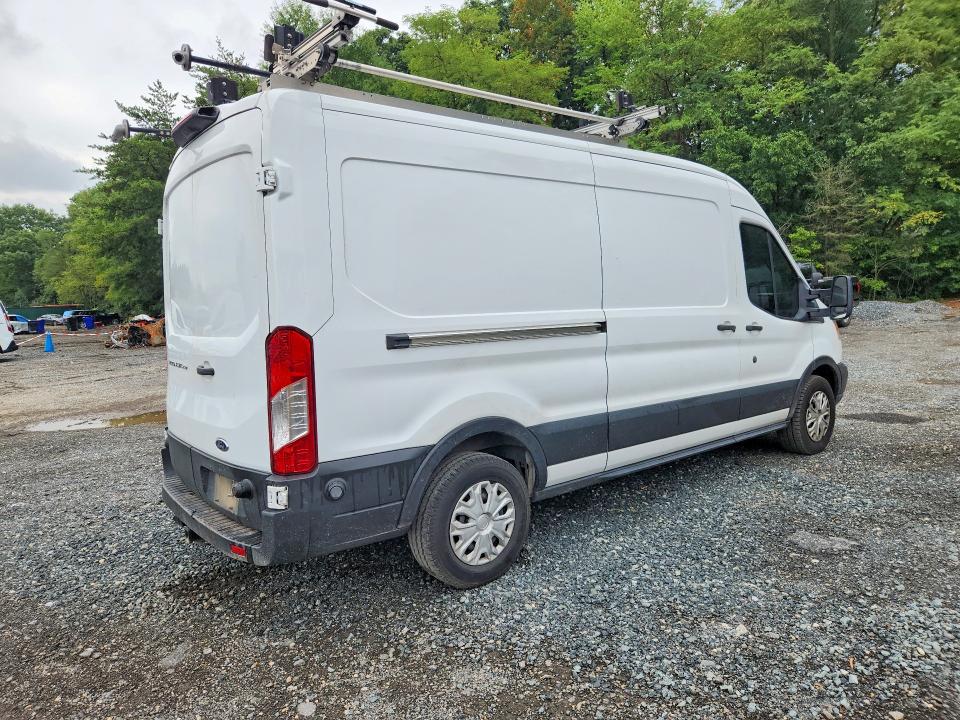 Foto 3 de la subasta – 2019 FORD TRANSIT con VIN 1FTYR2CM1KKA74151