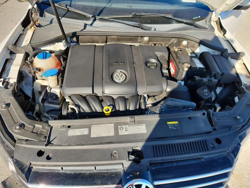 Снимка 11 от търг – 2013 VOLKSWAGEN PASSAT с VIN 1VWBH7A37DC133973