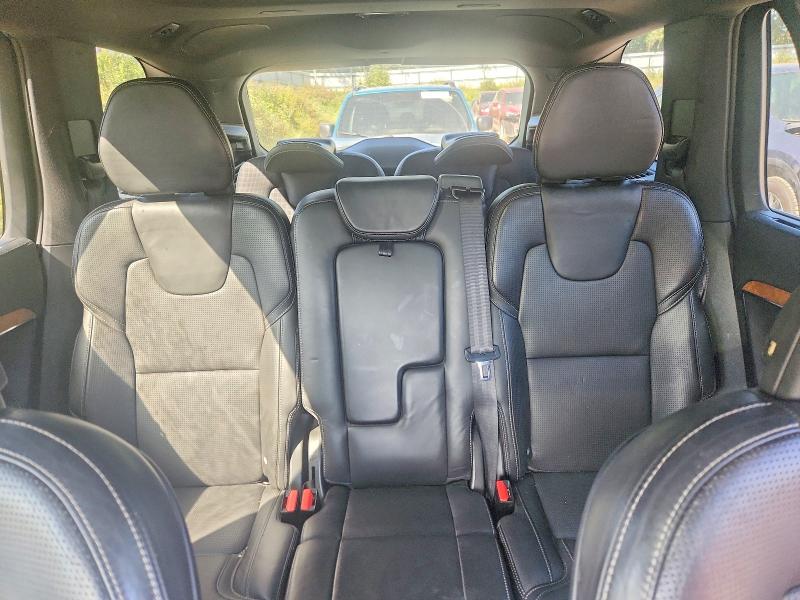 Photo 10 from auction – 2016 VOLVO XC90 with VIN YV4A22PL7G1050910