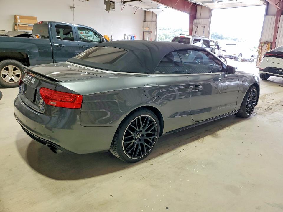Foto 3 de la subasta – 2017 AUDI A5 con VIN WAUD2AFH0HN004558