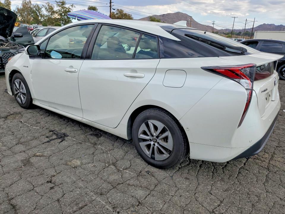 Photo 2 from auction – 2017 TOYOTA PRIUS with VIN JTDKBRFU1H3051275