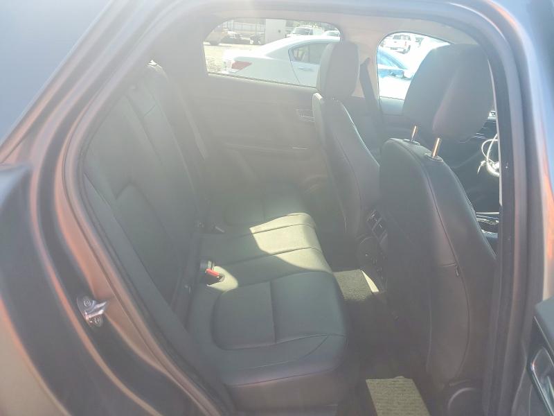 Zdjęcie 10 z aukcji – 2017 JAGUAR F-PACE z VIN SADCJ2BV9HA070752