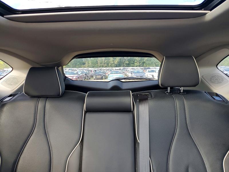 Photo 10 from auction – 2025 ACURA RDX with VIN 5J8TC2H74SL009983