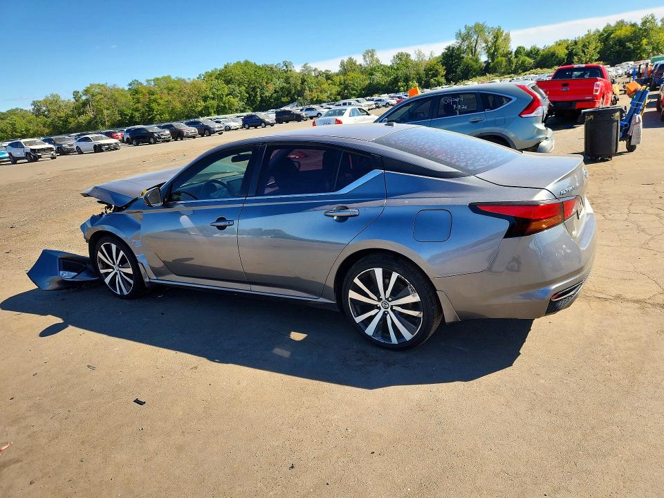 Снимка 2 от търг – 2019 NISSAN ALTIMA с VIN 1N4BL4CV0KC227985