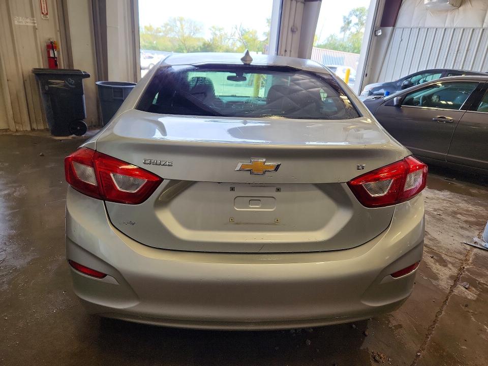 Photo 6 from auction – 2016 CHEVROLET CRUZE with VIN 1G1BE5SM2G7279369