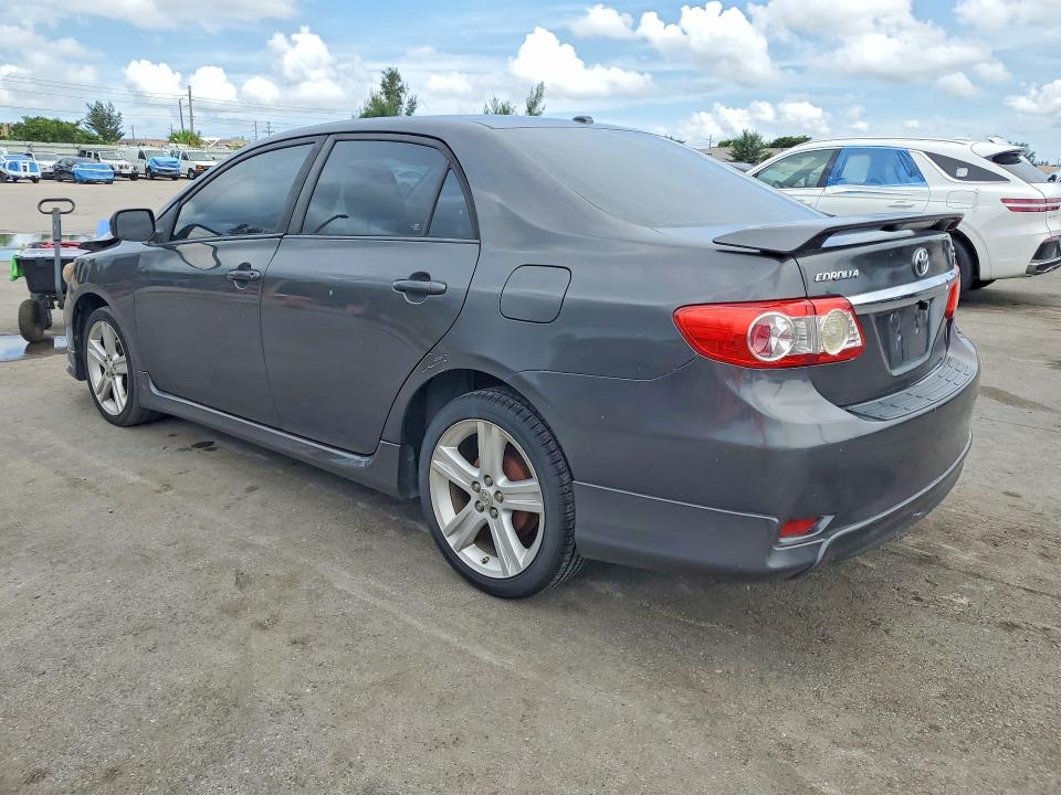 Photo 2 from auction – 2013 TOYOTA COROLLA with VIN 5YFBU4EEXDP122417