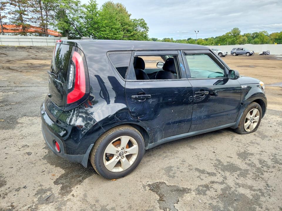 Photo 3 from auction – 2017 KIA SOUL with VIN KNDJN2A23H7468955