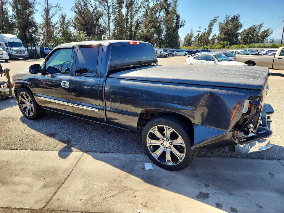 Photo 2 from auction – 2003 GMC NEW SIERRA with VIN 2GTEC19T331307008