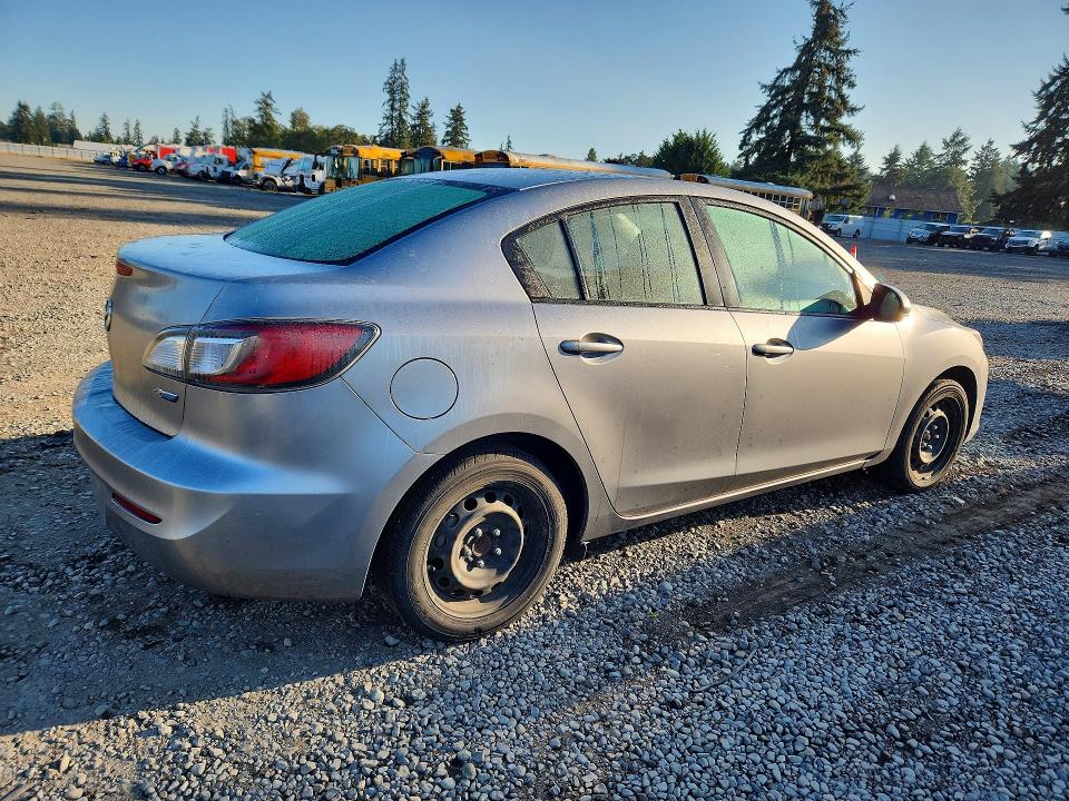 صورة رقم 3 من المزاد - 2013 MAZDA 3 مع VIN JM1BL1UP0D1753590