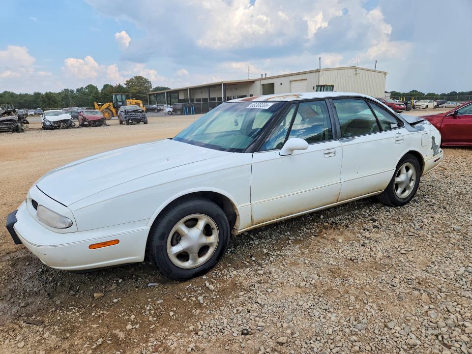 OLDSMOBILE LSS 1997 с VIN 1G3HY52K8V4827347 - Снимка от търг