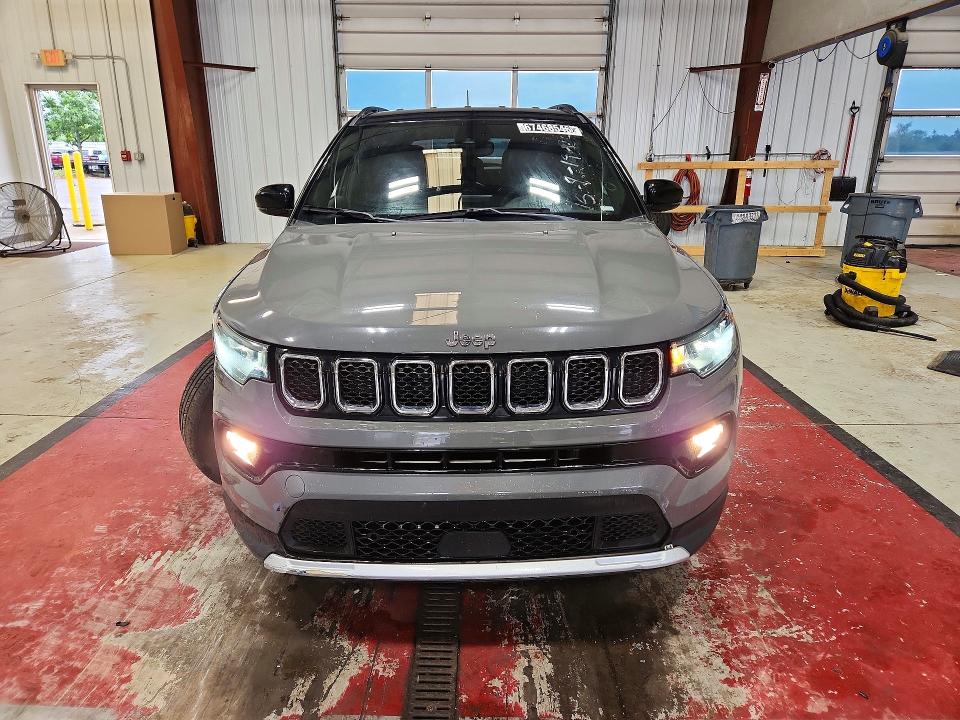 Photo 5 from auction – 2024 JEEP COMPASS with VIN 3C4NJDCN4RT596439