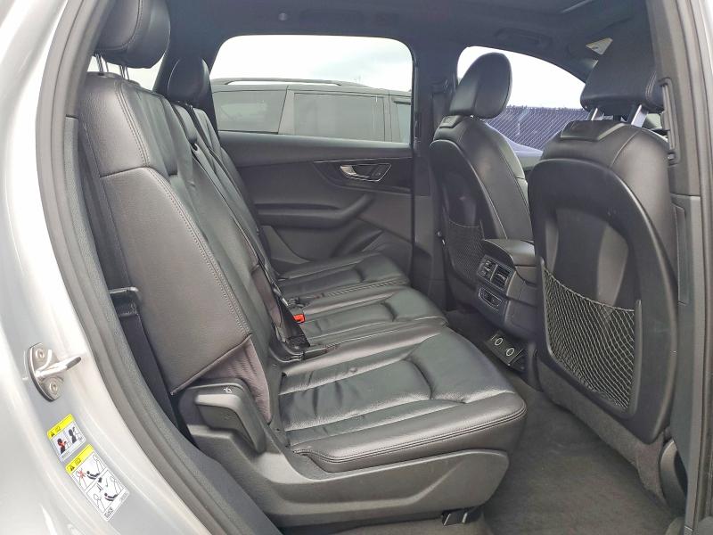 Фото 11 с аукциона – 2017 AUDI Q7 с VIN WA1AHAF71HD047172