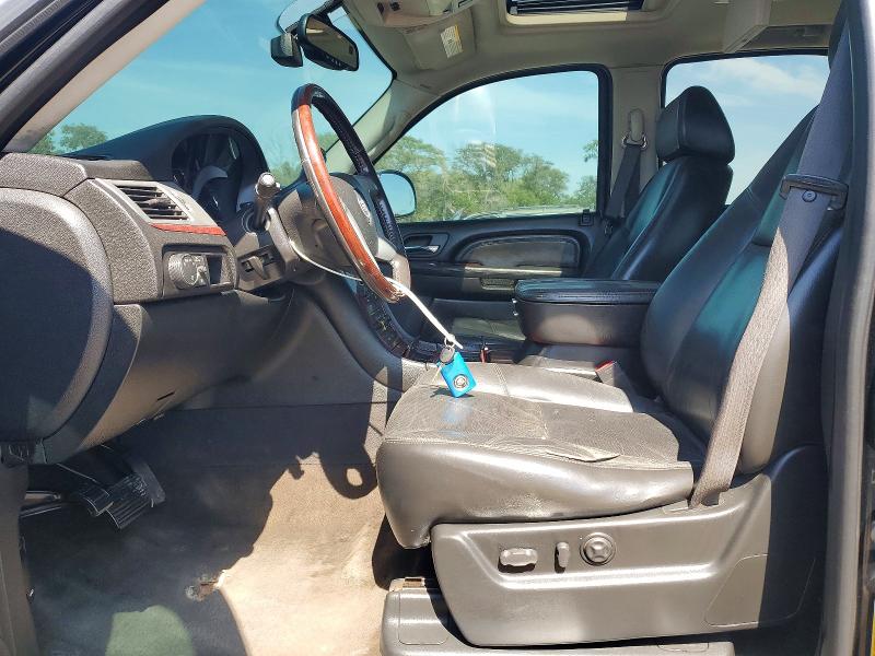 Photo 7 from auction – 2008 CADILLAC ESCALADE with VIN 1GYFK638X8R250971