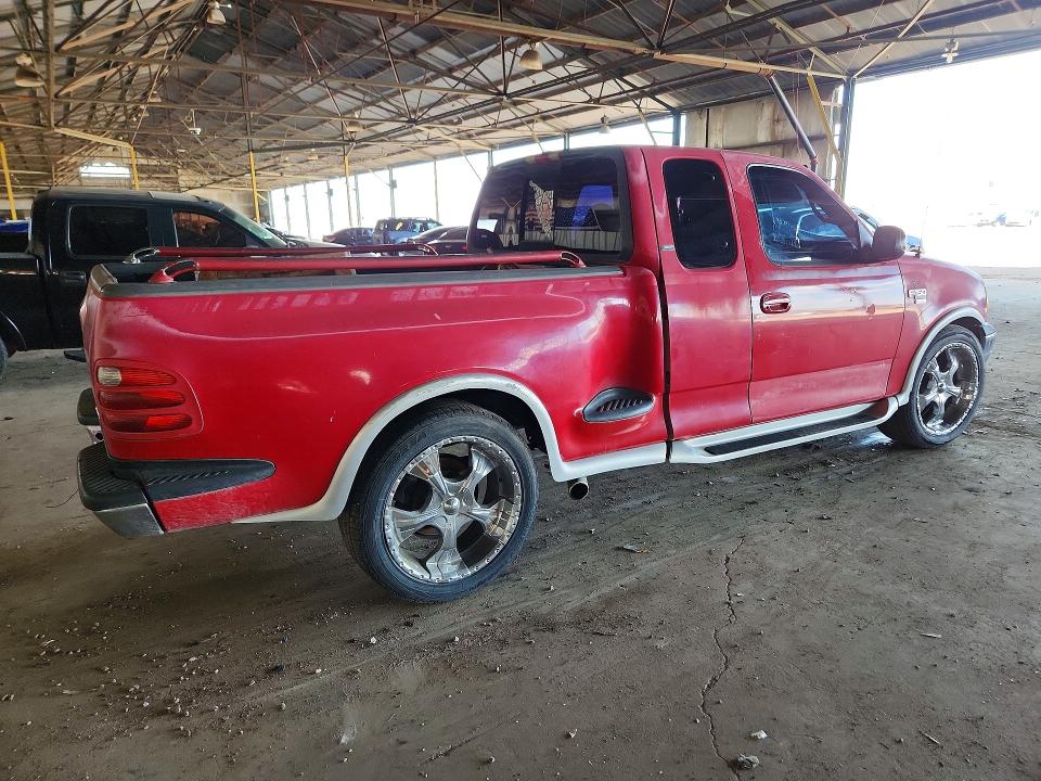 Photo 3 from auction – 2000 FORD F150 with VIN 2FTRX07L5YCA70858
