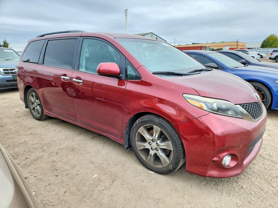 Снимка 4 от търг – 2015 TOYOTA SIENNA с VIN 5TDXK3DC4FS536180