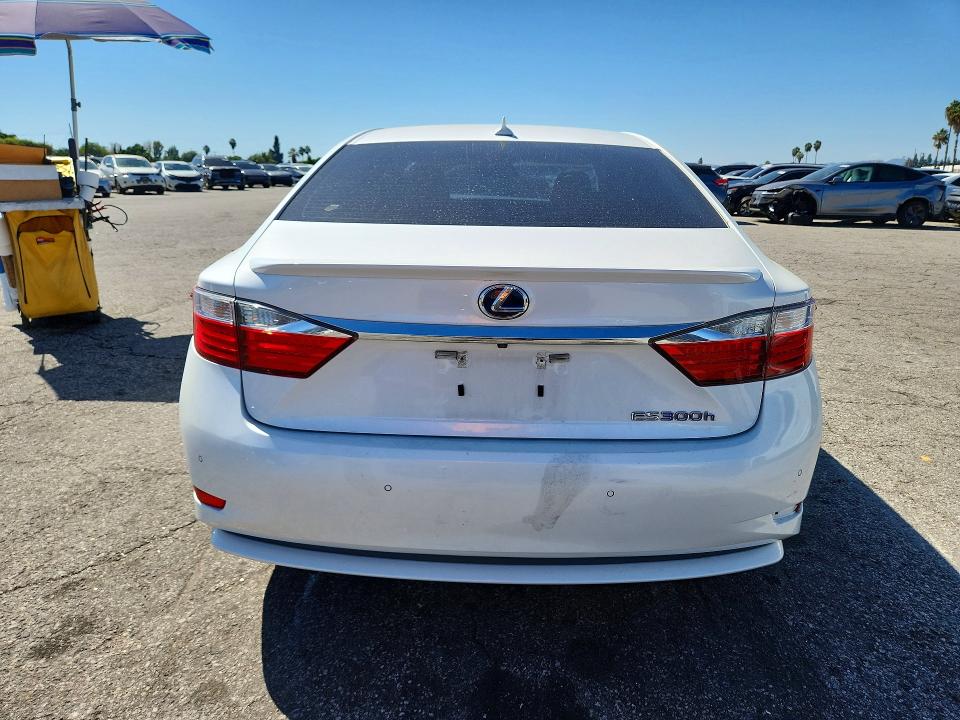 صورة رقم 6 من المزاد - 2014 LEXUS ES مع VIN JTHBW1GG8E2075300