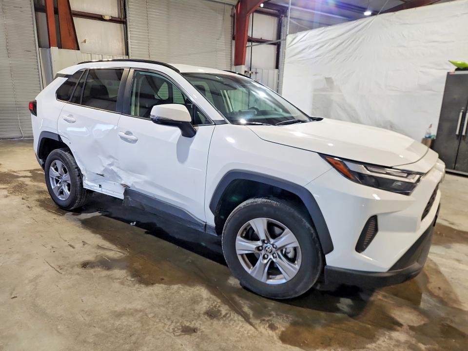 Photo 4 from auction – 2025 TOYOTA RAV4 with VIN 2T3P1RFV0SW565382