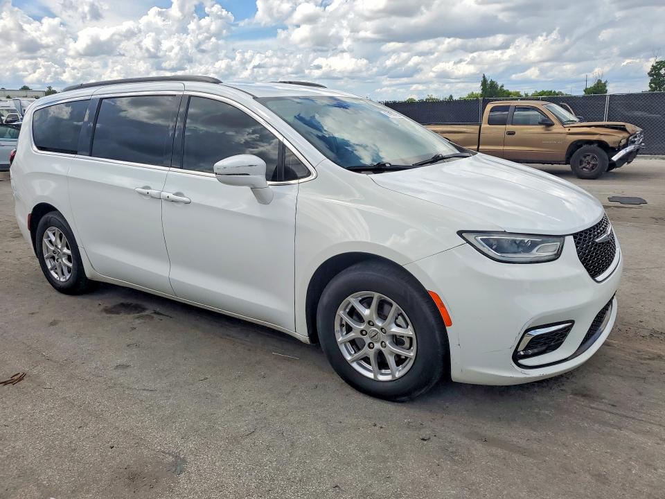 Photo 4 from auction – 2022 CHRYSLER PACIFICA with VIN 2C4RC1BG1NR150680