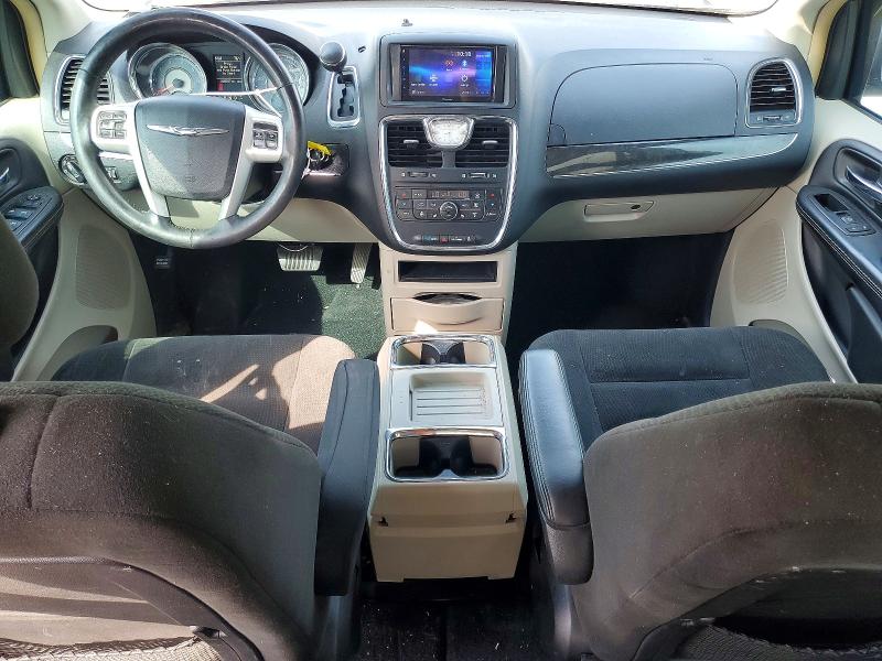 Снимка 8 от търг – 2016 CHRYSLER TOWN & COUNTRY с VIN 2C4RC1BG5GR121346