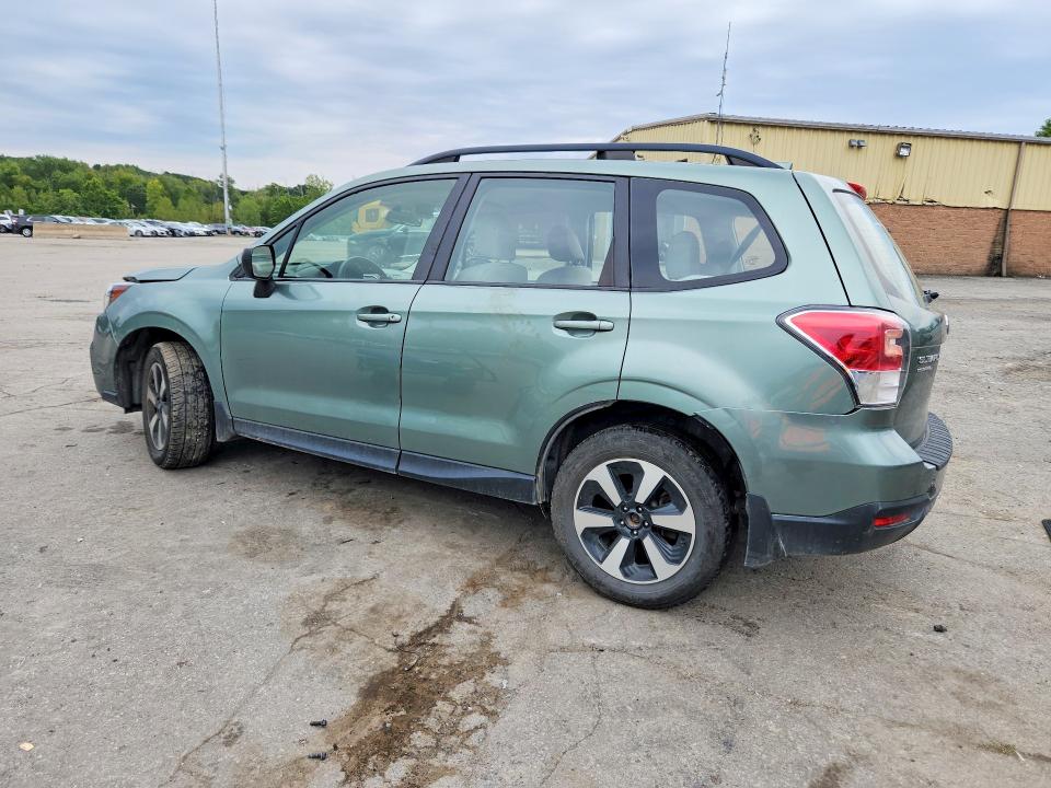 Снимка 2 от търг – 2017 SUBARU FORESTER с VIN JF2SJABC1HH529328