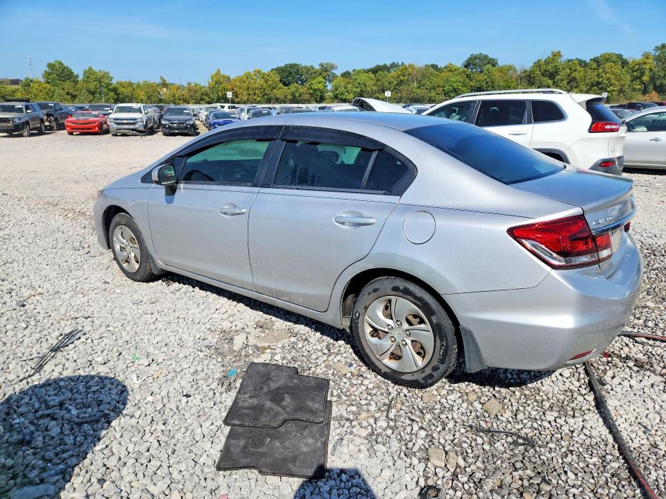 Photo 2 from auction – 2015 HONDA CIVIC with VIN 19XFB2F52FE051096
