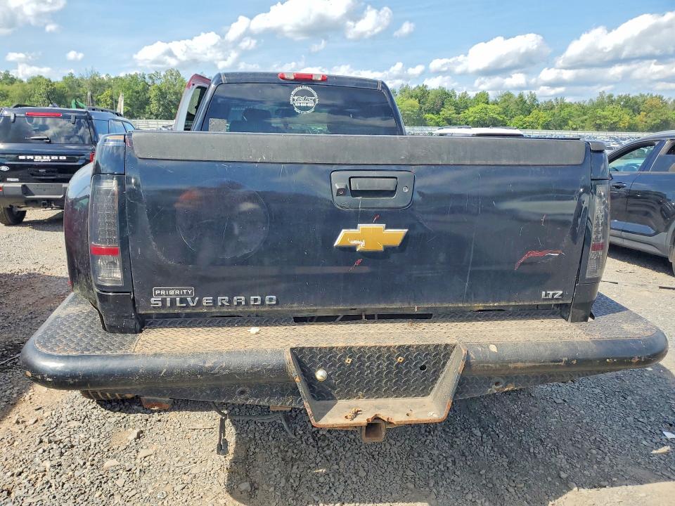 Photo 6 from auction – 2014 CHEVROLET SILVERADO with VIN 1GC4K1C88EF106753